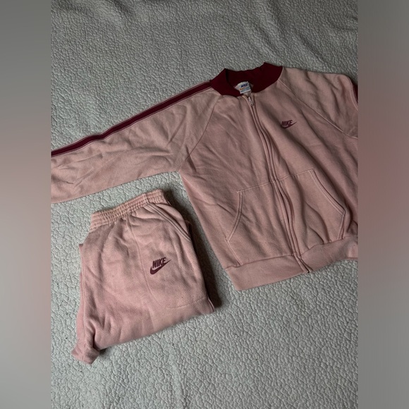 Pink Nike Set - Picture 1 of 3